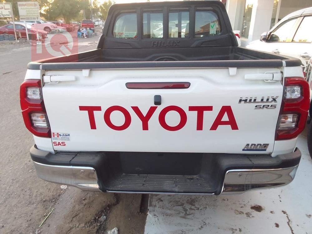 تويوتا هايلوكس